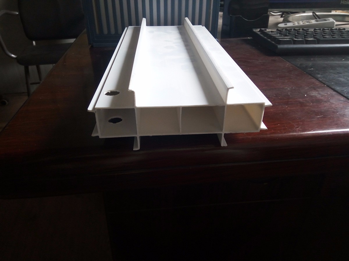 琼山立面拉缝板 (1)150MM宽拉缝板